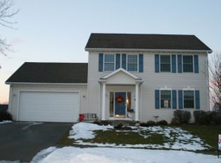 5303 Thackeray Dr, Ames, IA 50014