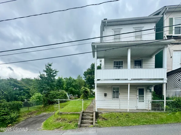 1442 Hemlock St, Coal Township, PA 17866