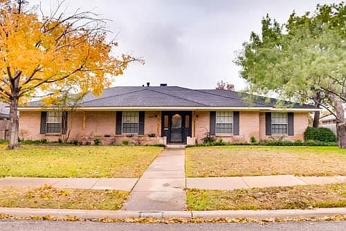 1st image of 1409 Mosswood Ln