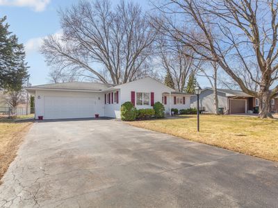2042 Bluestone Ln, Eagan, MN, 55122