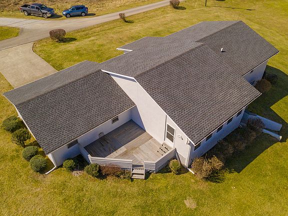 4th image of 93 Alchera Ave
