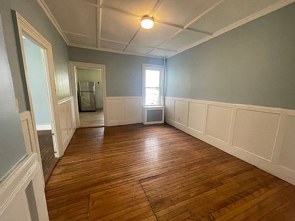 5th image of 117-119 Lincoln St #117
