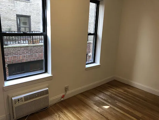 Rented by Waverly Realty Associates | media 14