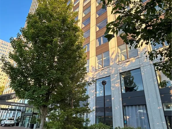 320 Fort Duquesne Blvd APT 7G, Pittsburgh, PA 15222
