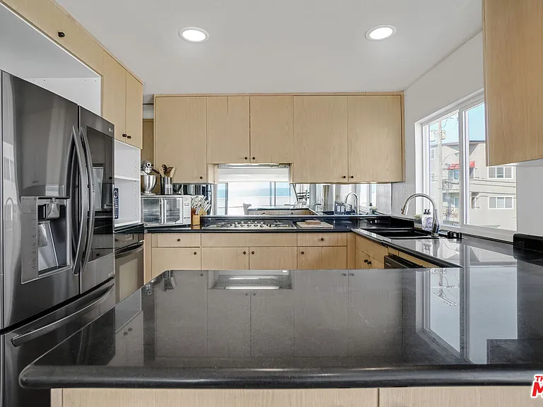 1 Jib St #101 — Photo 17