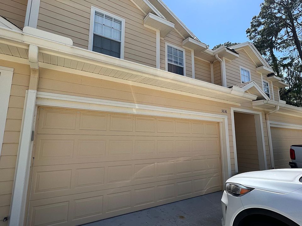 1st image of 3636 Pine Knot Dr