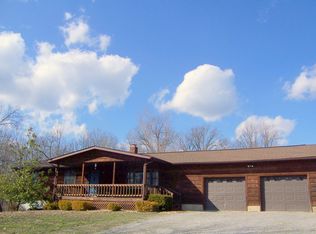 174 Lusk Rd, Golconda, IL 62938