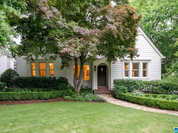 117 Elm St, Mountain Brk, AL 35213