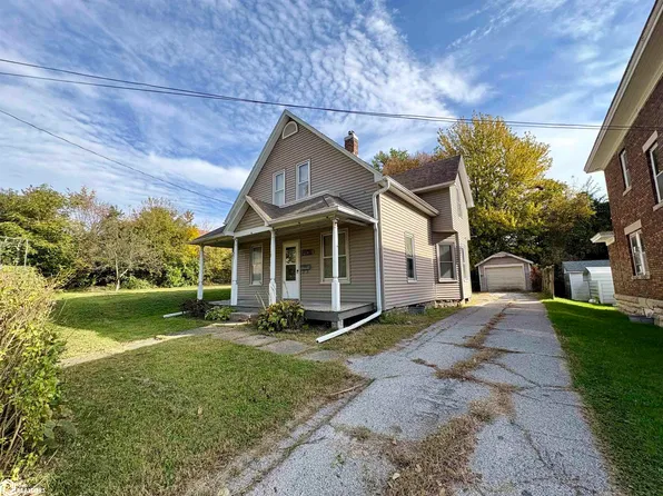 1408 N Central Ave, Burlington, IA 52601