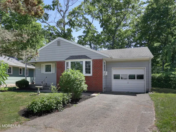 61 Morning Glory Court, Toms River, NJ 08755