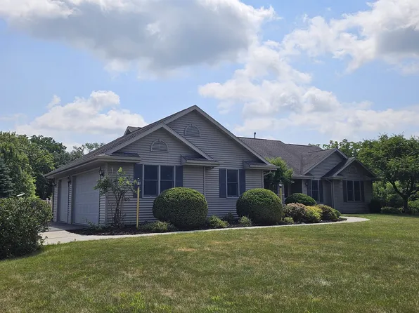 5614 N Vista Ln, Janesville, WI 53548