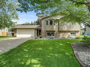 10942 Utah Ave N, Champlin, MN 55316