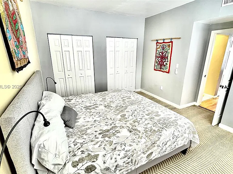 1200 Euclid Ave #302 — Photo 8