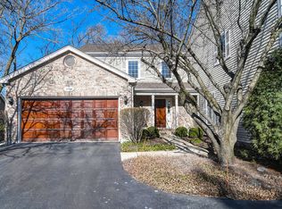 5708 Foxgate Ln, Hinsdale, IL 60521