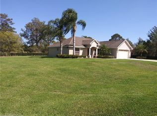 379 Grape Rd NW, Lake Placid, FL 33852