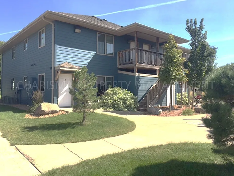 Fieldstone Townhomes — Photo 4