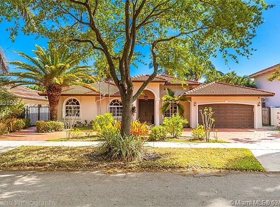 4th image of 7860 NW 162nd Ter