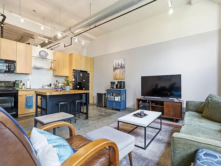 730 Stinson Blvd #124 — Photo 4