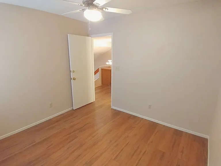 9901 Meandering Creek Ct — Photo 22