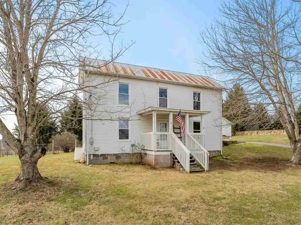 515 Wades Ln, Christiansburg, VA 24073