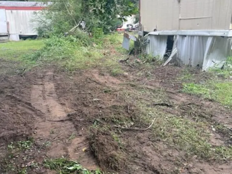 2085 Old Chemstrand Rd — Photo 1