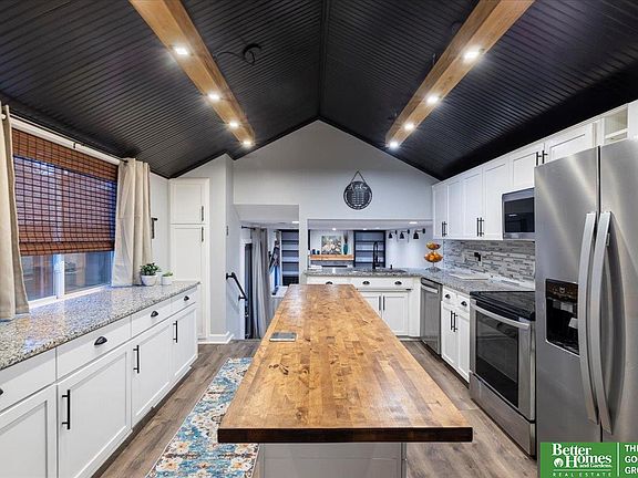 3rd image of 15672 Shamrock Cir