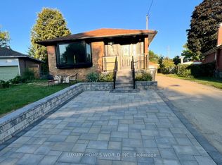 16 Denver Pl, Toronto, ON M1H2P1