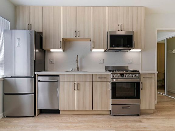 5th image of 450 28th St #450-103