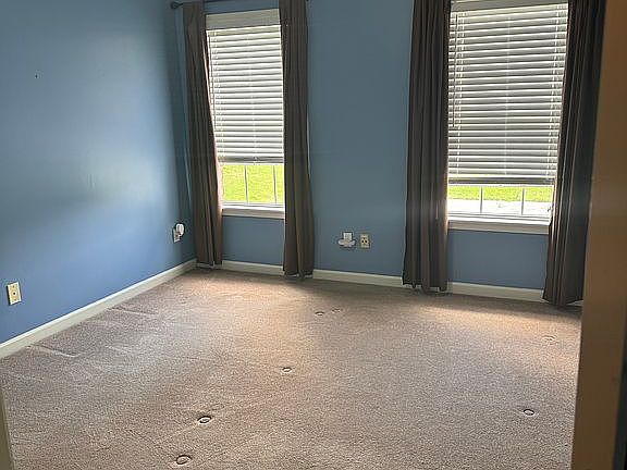 3rd image of 11316 Saint James Ct