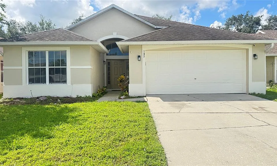 185 Thornbury Dr