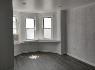 1224 Morris St #2R, Philadelphia, PA 19148