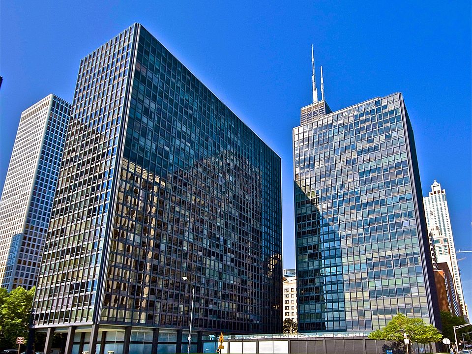1st image of 910 N Lake Shore Dr #2518