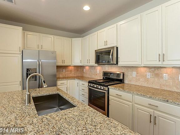 2nd image of 2956 Finsbury Pl Suite 121