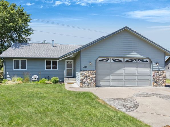 5690 Dove Ct