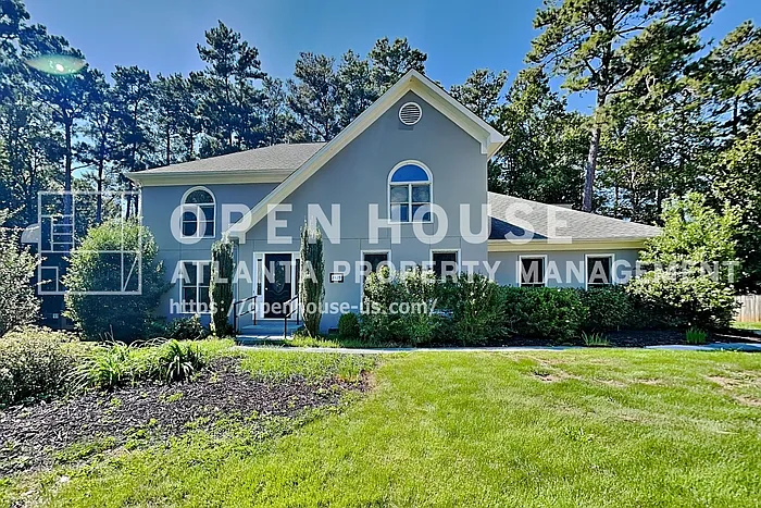 2427 Brookvine Ln