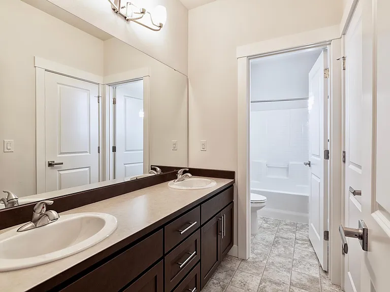 1693 NE Falls Dr — Photo 21