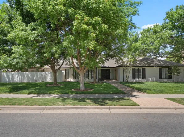 4616 9th St, Lubbock, TX 79416