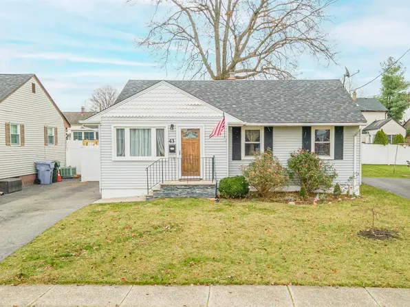 43 Bridge St, Sewaren, NJ 07077
