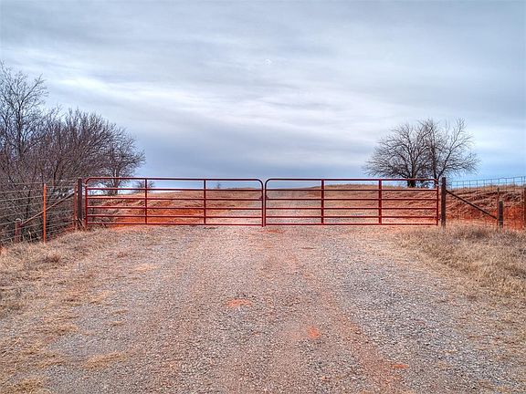 3rd image of 2728 Edmond Rd NE Lot 1