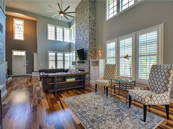 3rd image of 120 Ashbourne Dr #5