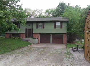 231 SE Tecumseh Rd, Tecumseh, KS 66542