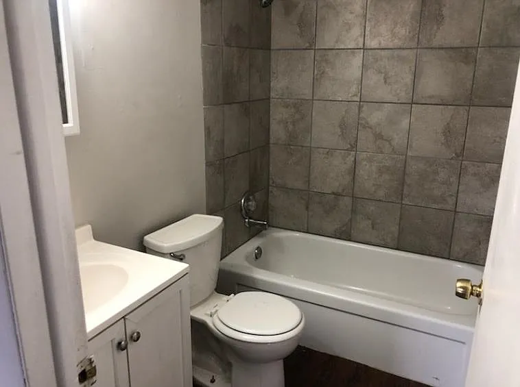 1107 Arthur Ave #302 — Photo 4
