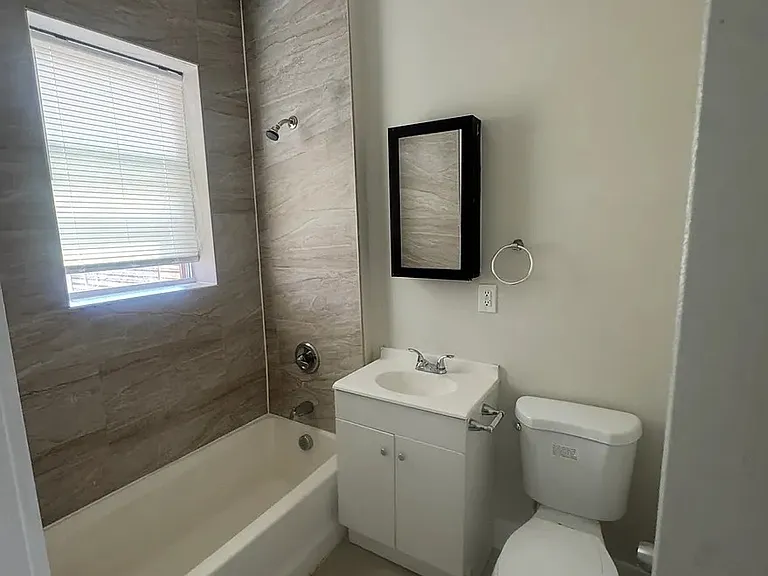 901 Bergen St #2B-3E-3A — Photo 3