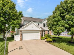 7570 Storrington Pl, Lewis Center, OH 43035