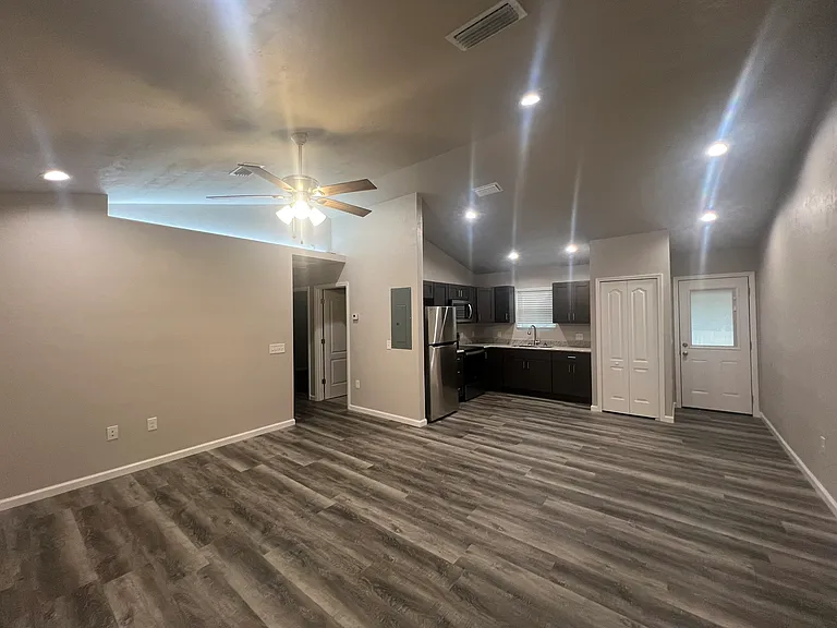 23004 NW 184th Rd — Photo 10