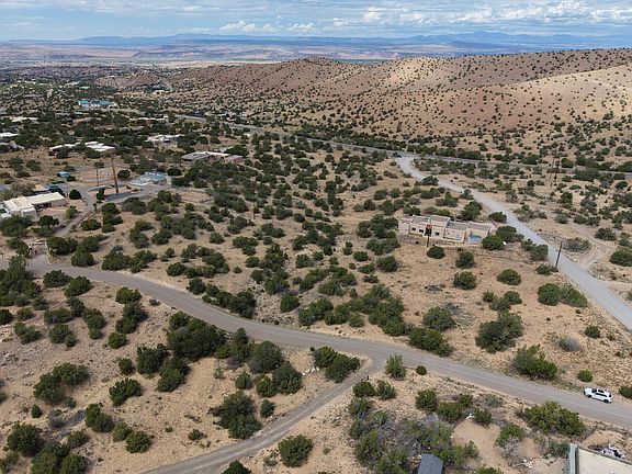 2nd image of Tunnel Springs Rd