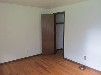 2nd image of 708 Hill St