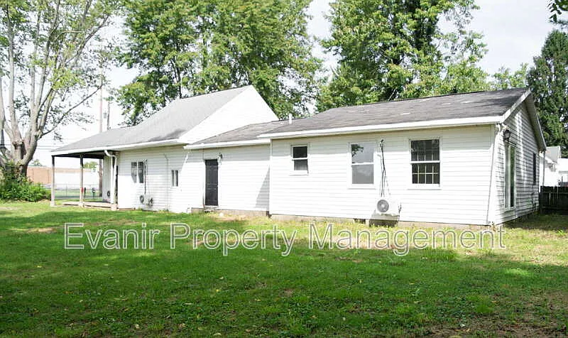 5 bed, 3.0 bath, 2168 sqft, $1,700 — Photo 4