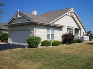 2417 11th St #10, Kenosha, WI 53140