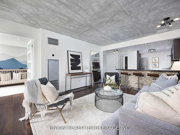 60 Homewood Ave #208 — Photo 14